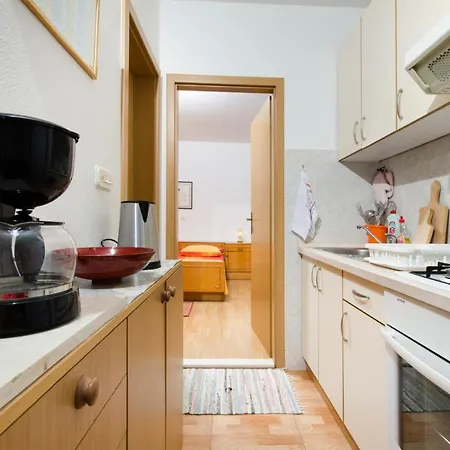 Tonka Apartment Makarska